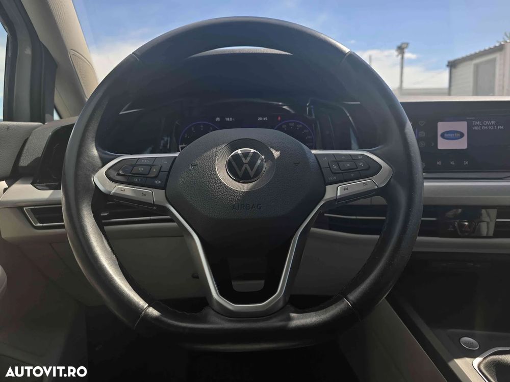 Volkswagen Golf - 17