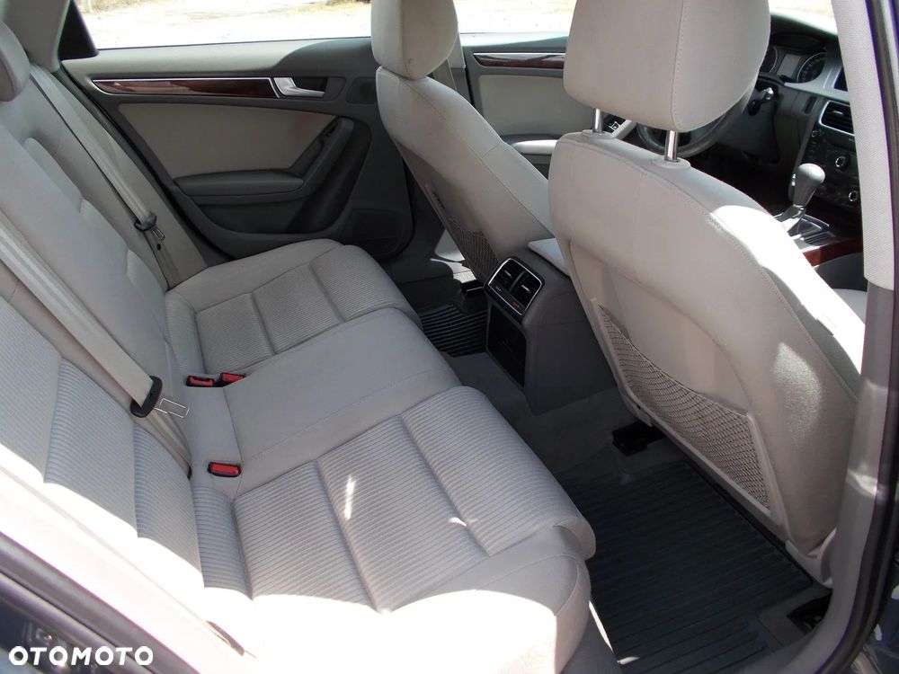 Audi A4 Avant 2.0 TDI Multitronic - 15