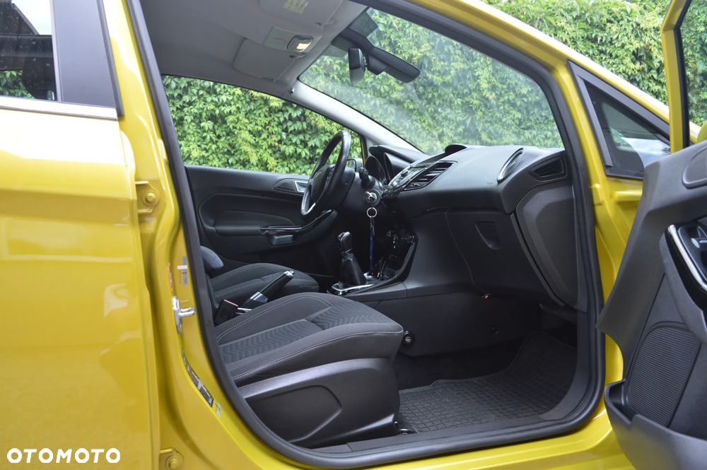 Ford Fiesta 1.0 EcoBoost Titanium - 16