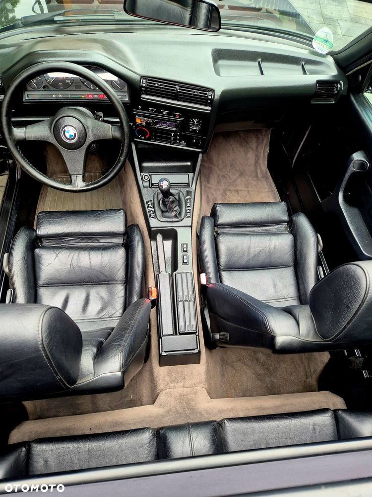 BMW Seria 3 320i - 23