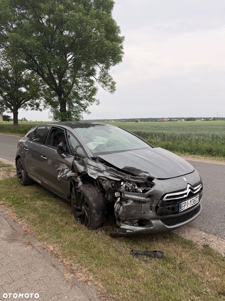 Citroën DS5 1.6 THP SportChic - 1