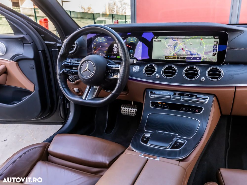 Mercedes-Benz E 300 de 4Matic 9G-TRONIC AMG Line - 7