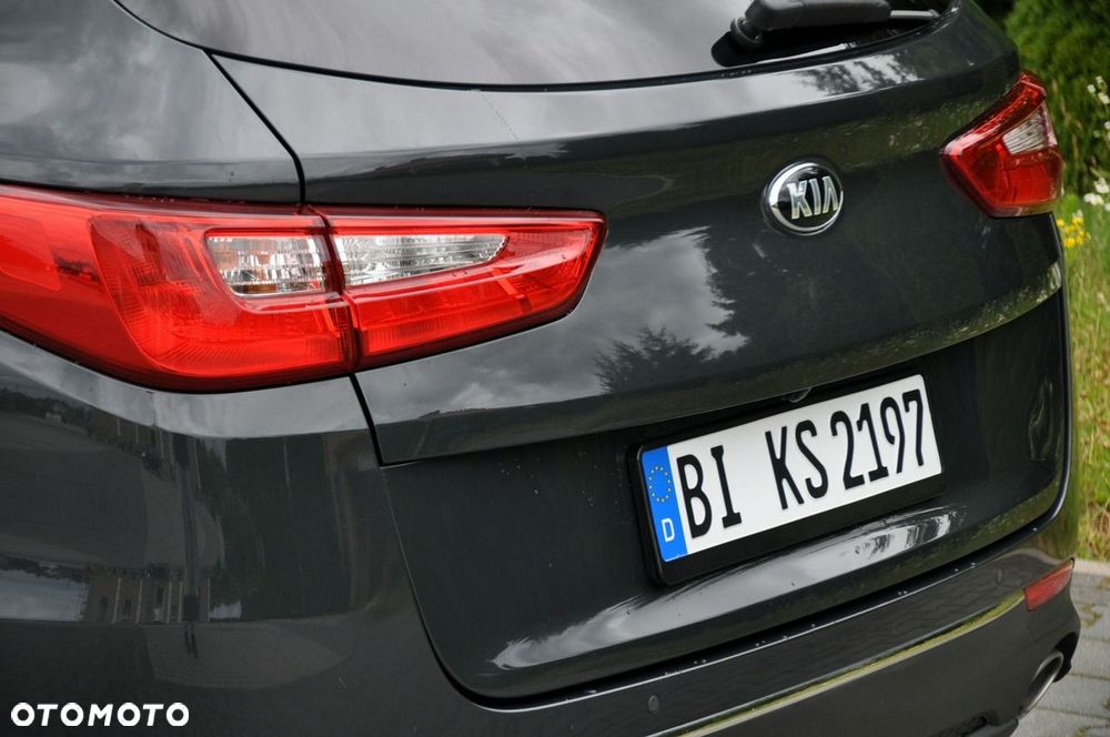 Kia Optima - 16