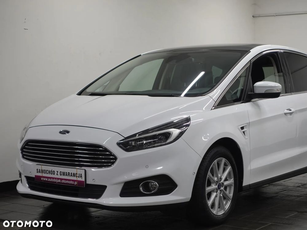 Ford S-Max 2.0 TDCi Titanium PowerShift - 15