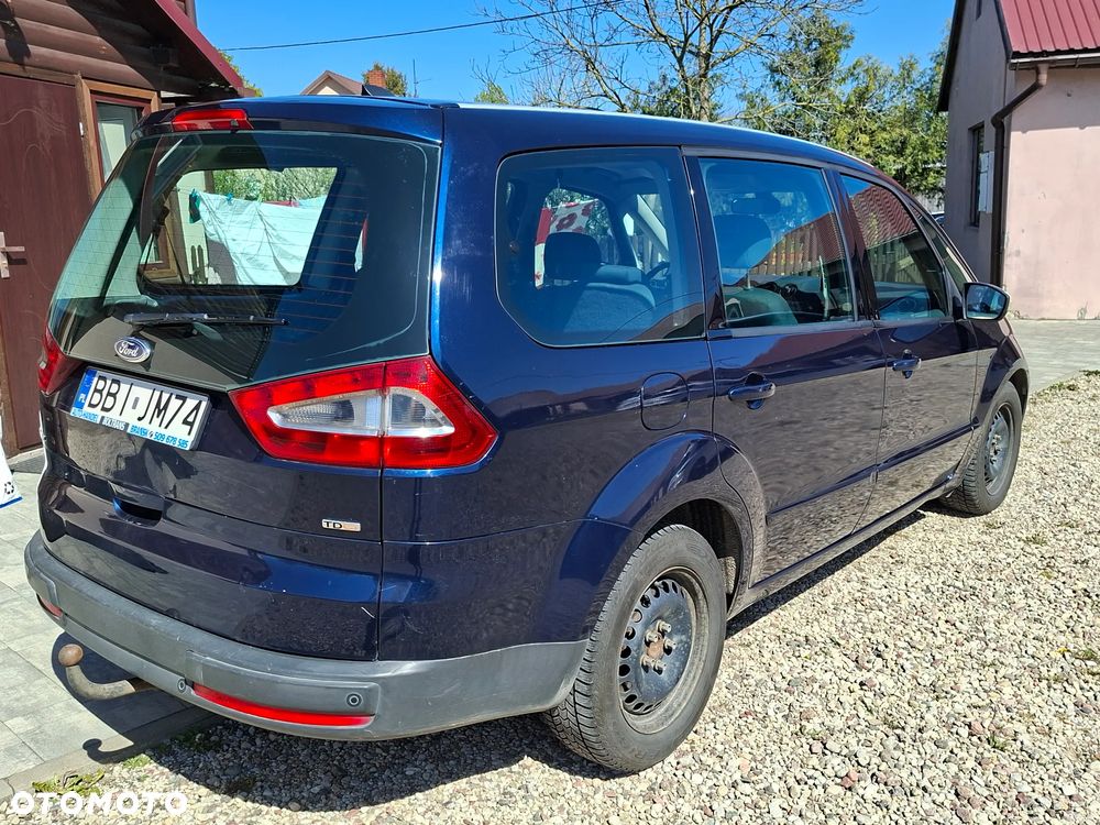 Ford Galaxy - 6