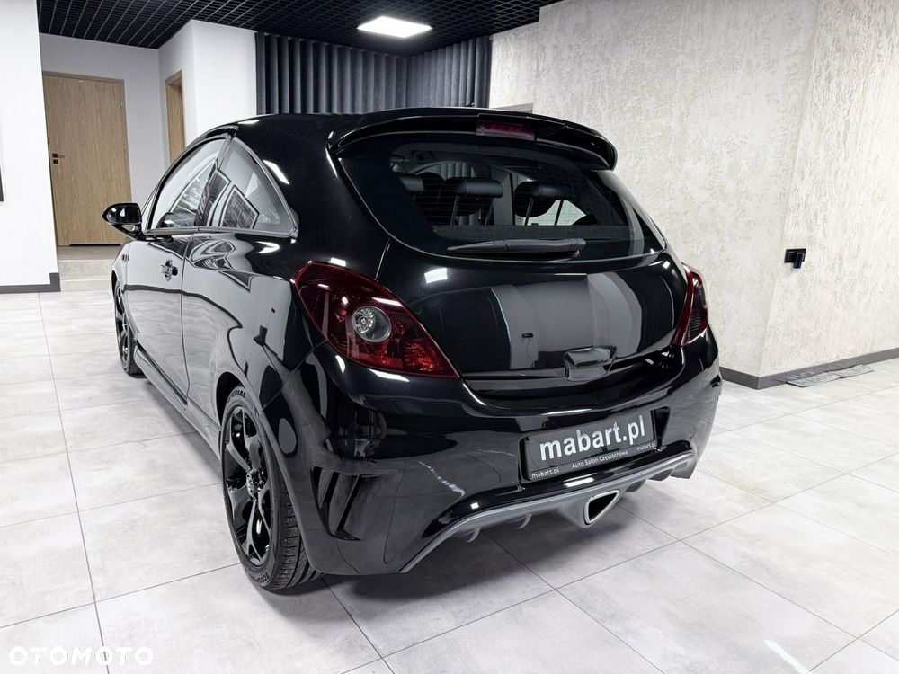 Opel Corsa 1.6 Turbo OPC - 8