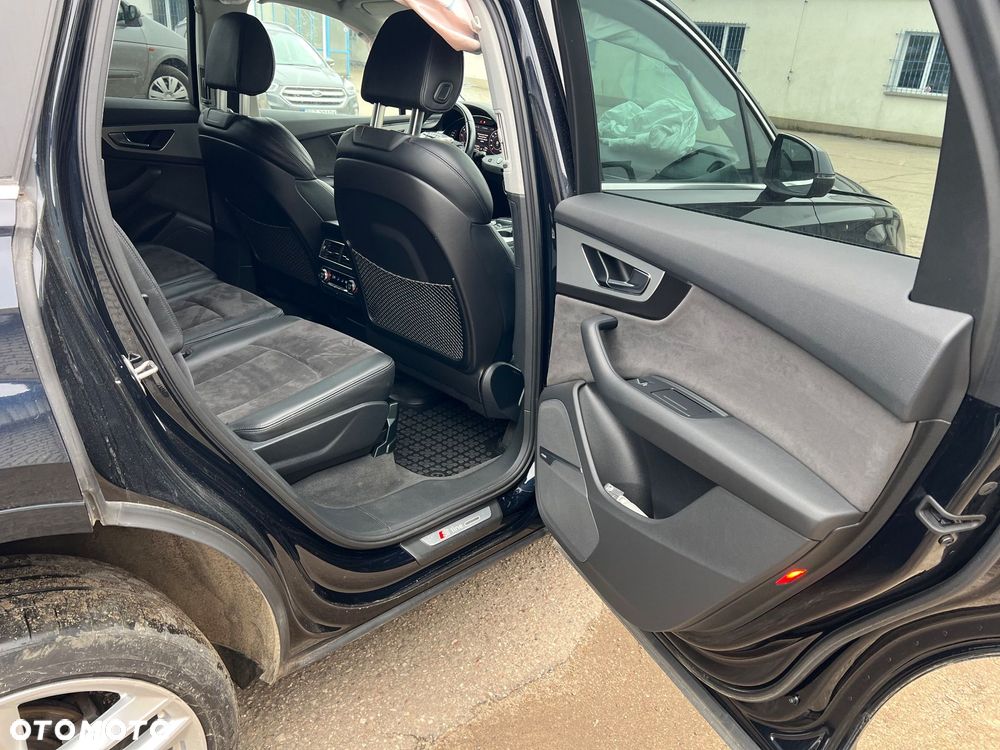 Audi Q7 - 9