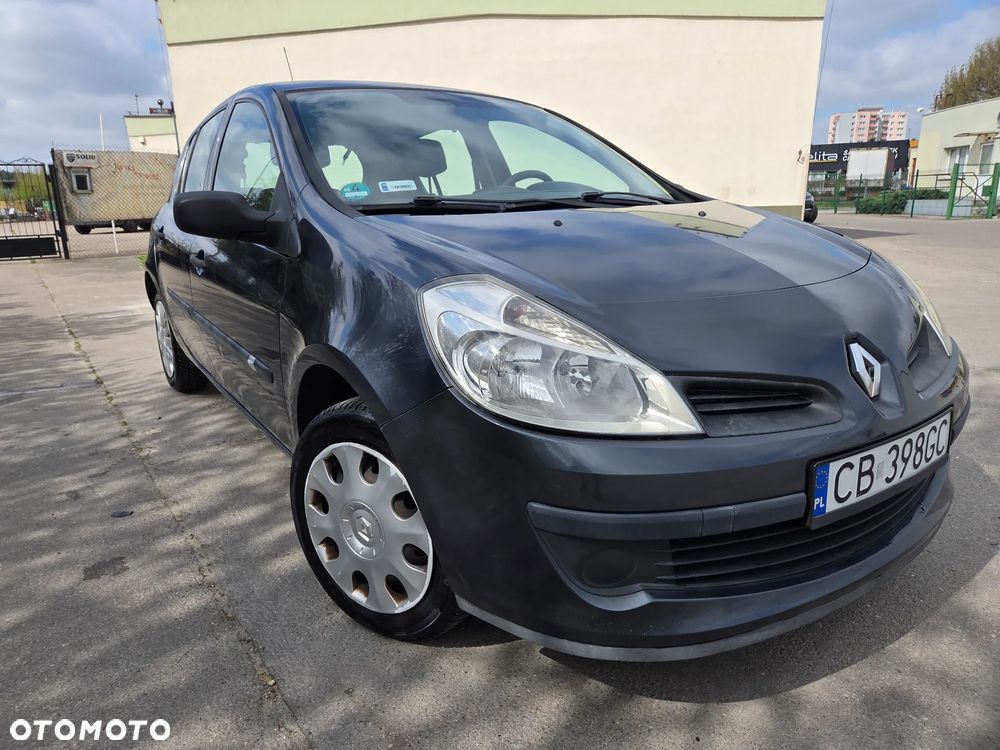 Renault Clio 1.2 16V Emotion - 6