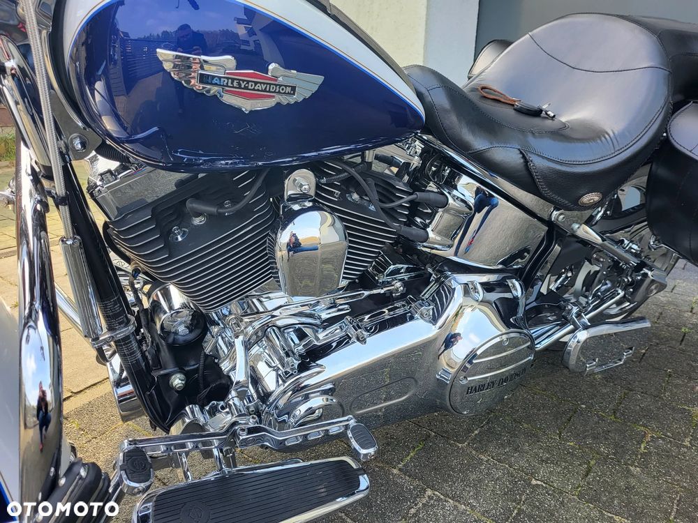 Harley-Davidson Softail Deluxe - 13