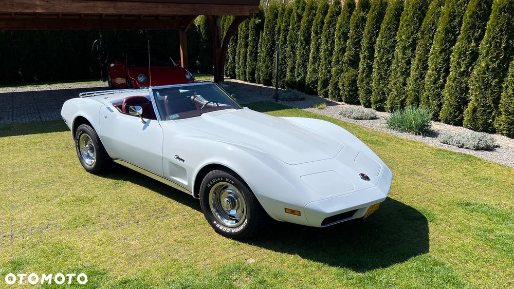 Chevrolet Corvette - 2