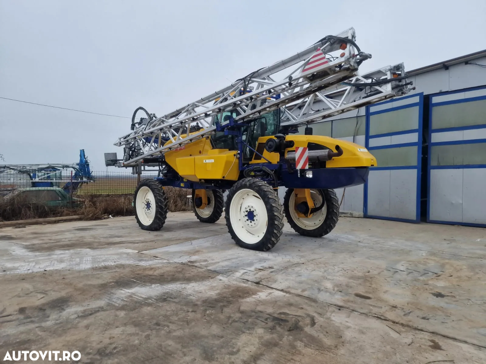 Caruelle 4000 cu GPS autoghidaj control sectiuni - 7