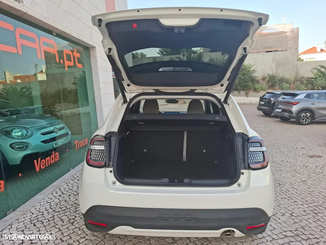 Fiat 600 HYBRID 125 Anos Edition - 43