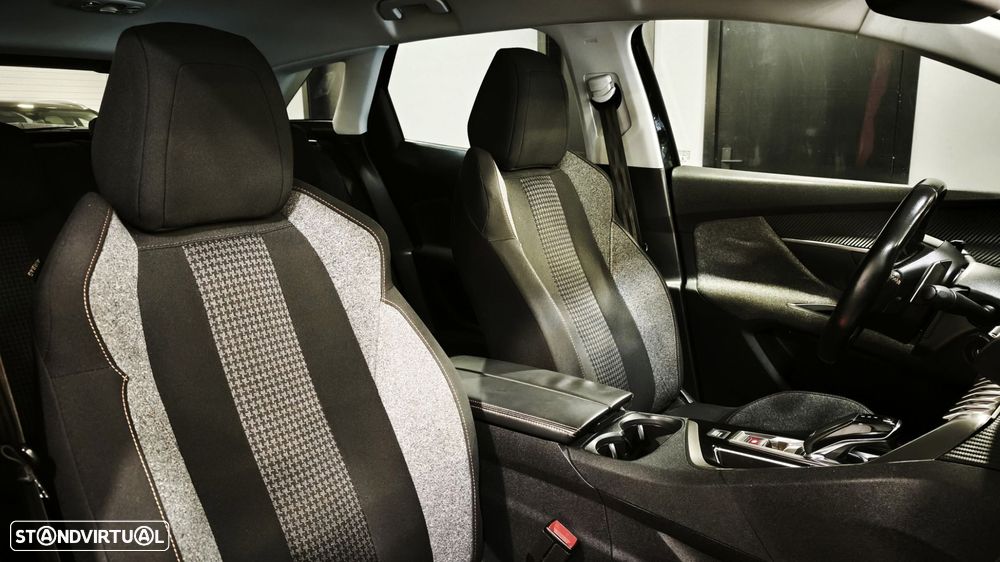 Peugeot 3008 1.6 BlueHDi Style EAT6 - 11