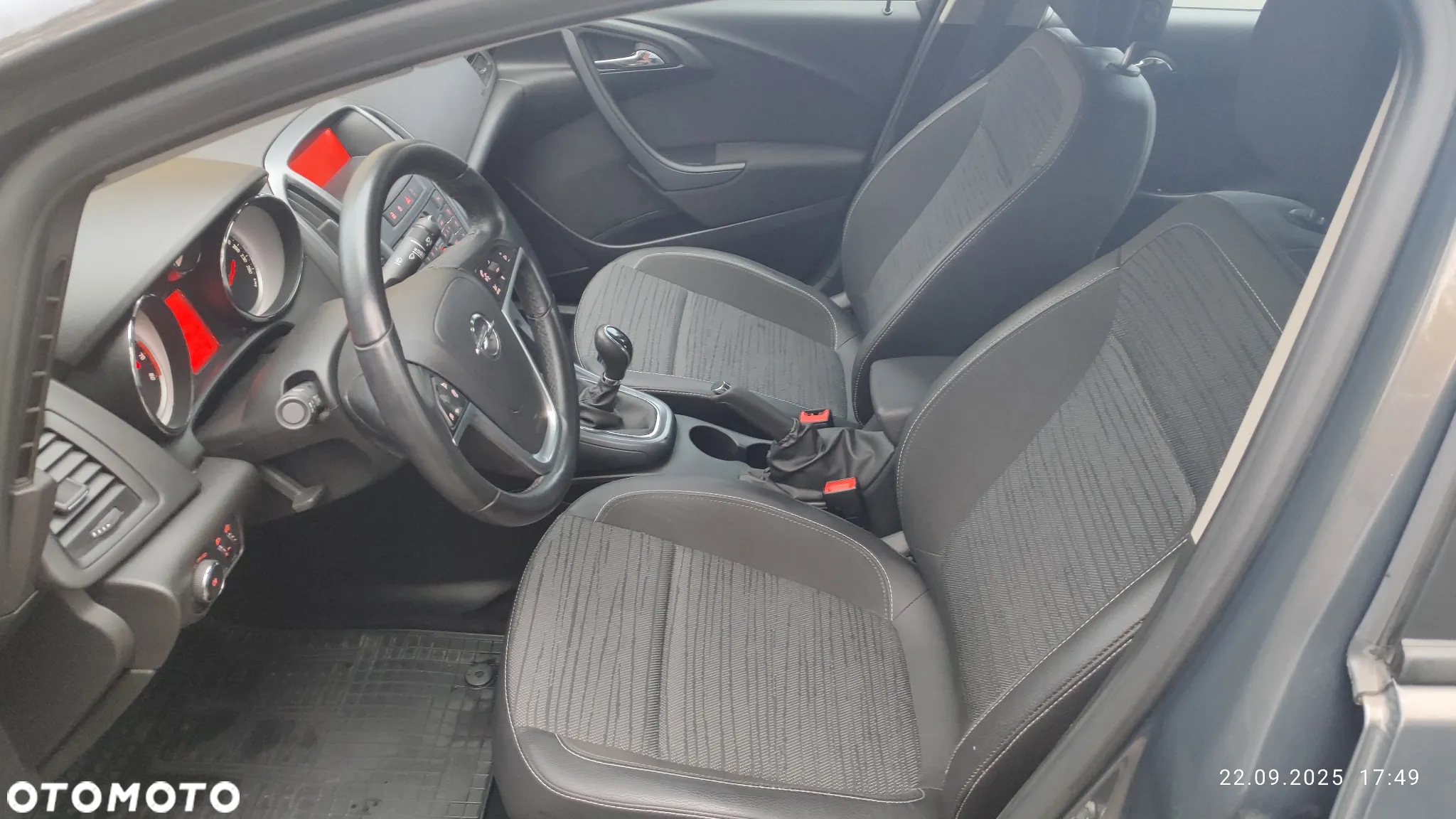 Opel Astra IV 1.4 T Active EU6 - 32