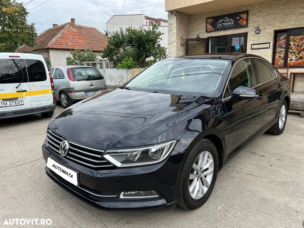 Volkswagen Passat - 1