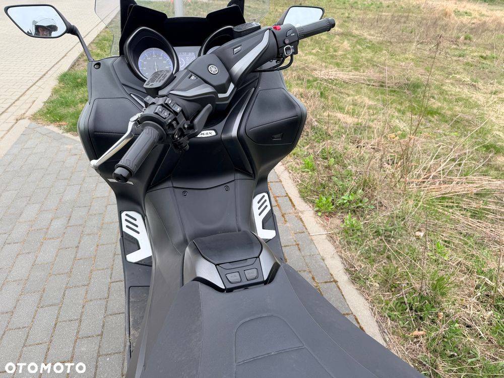 Yamaha Tmax - 9