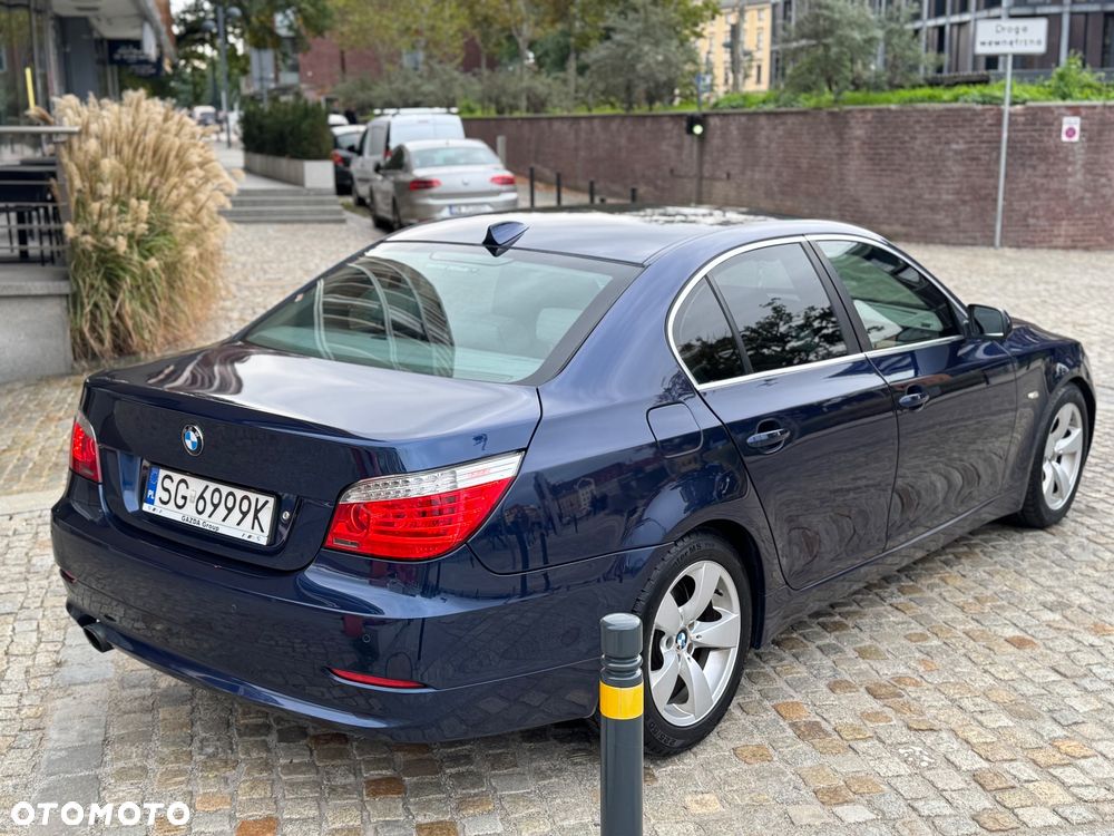 BMW Seria 5 520i Edition Exclusive - 6