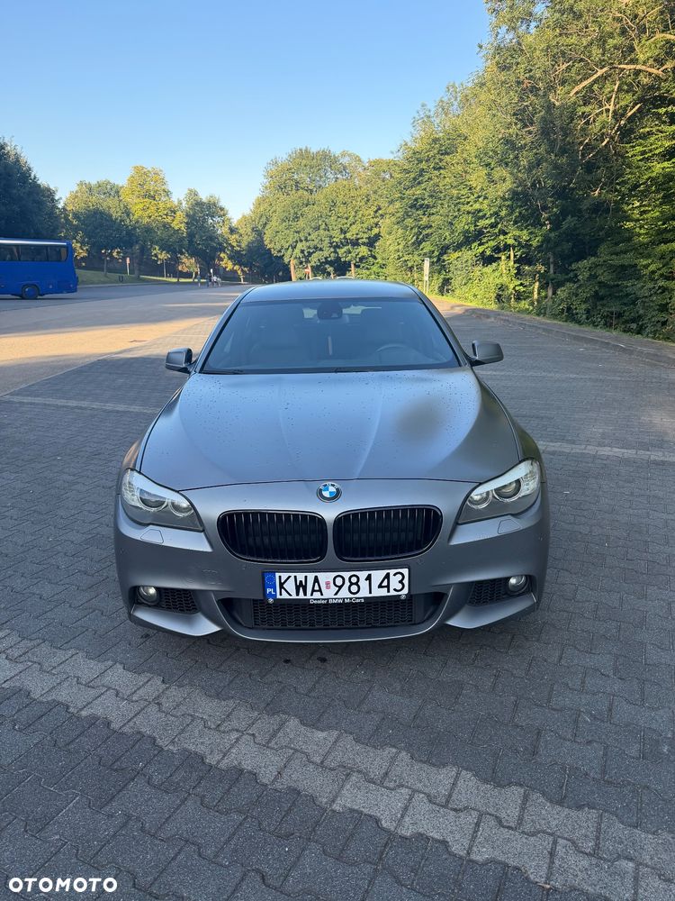 BMW Seria 5 2012 photo 2