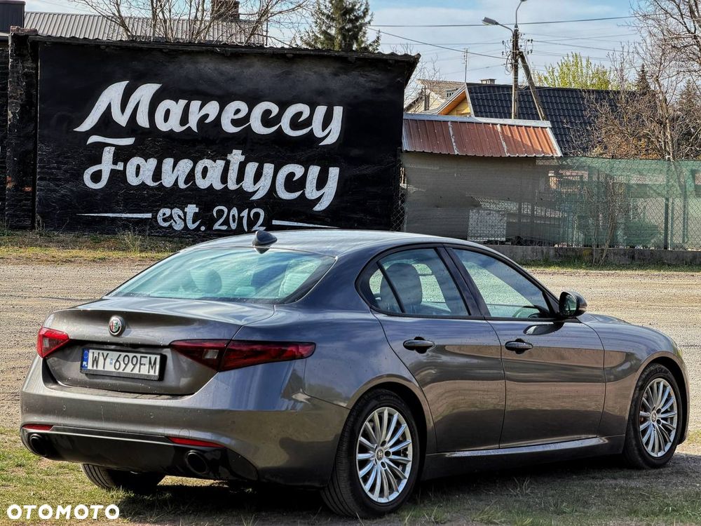 Alfa Romeo Giulia 2.0 Turbo 16V AT8 Executive - 5