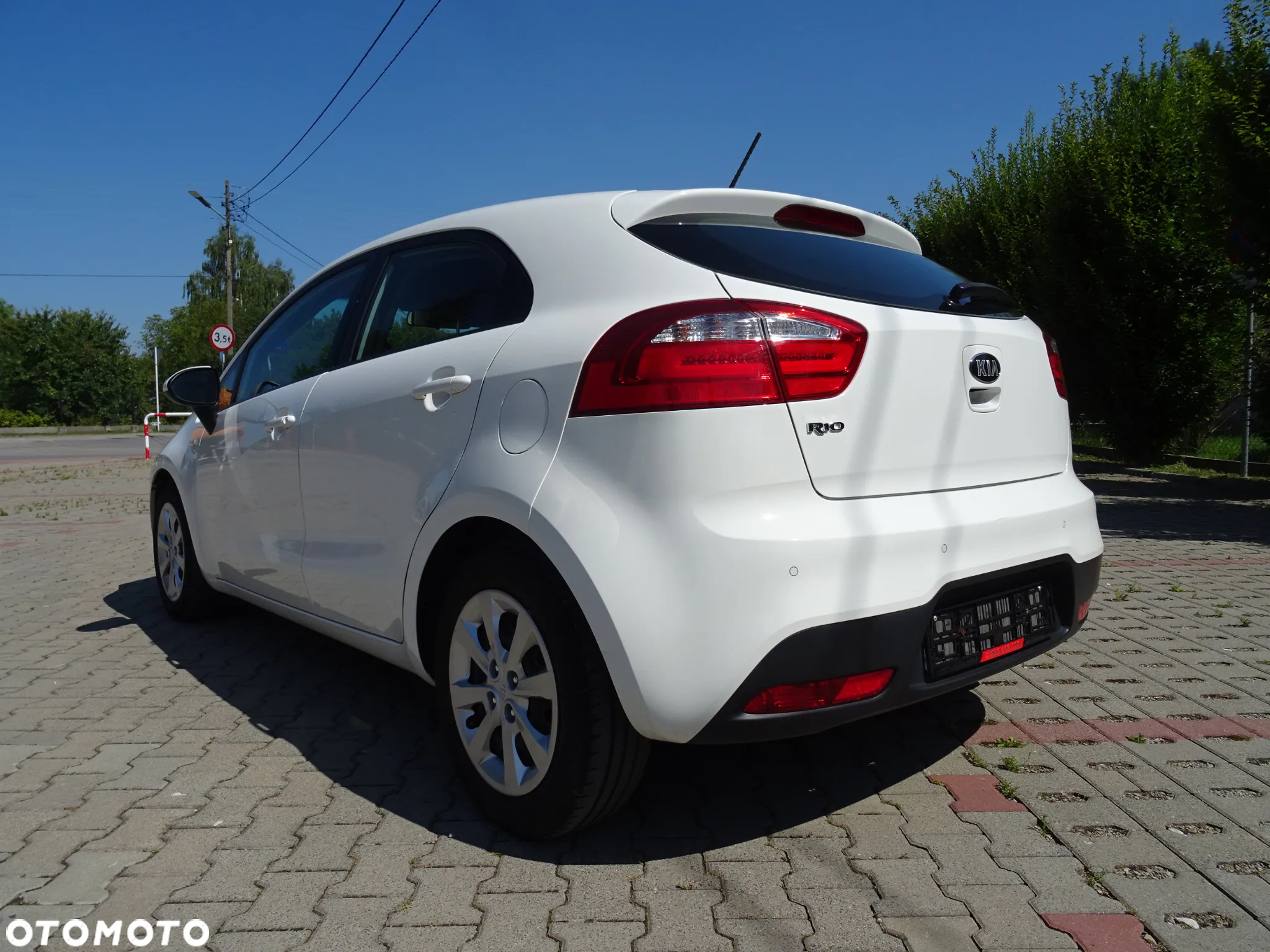 Kia Rio 1.2 Dream-Team Edition - 14