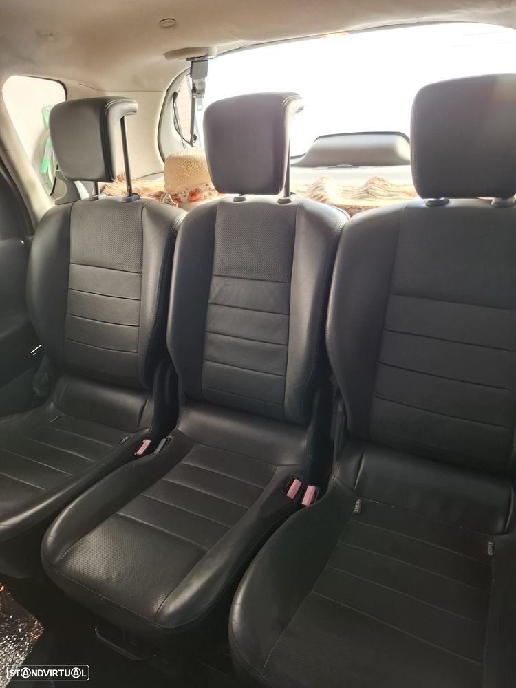 Renault Scénic 1.5 dCi Dynamique S - 6
