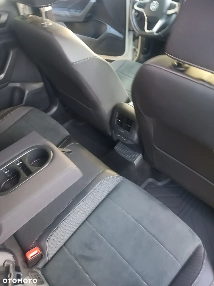Volkswagen T-Roc 1.5 TSI Style DSG - 22