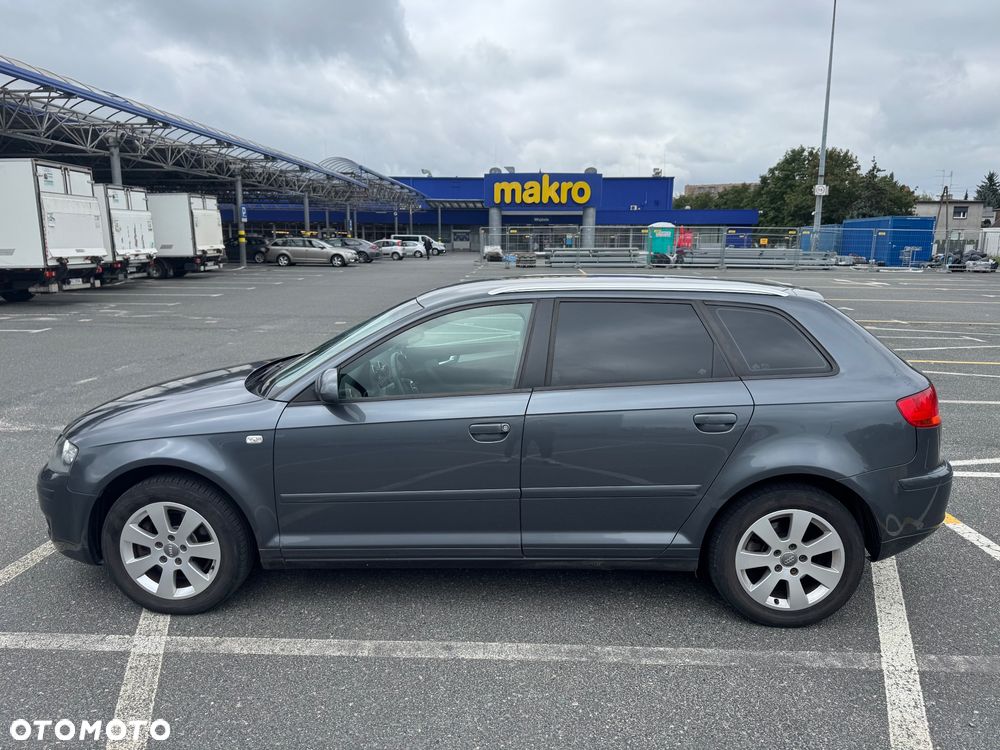 Audi A3 Sportback 2.0 TDI DPF quattro Ambition - 3