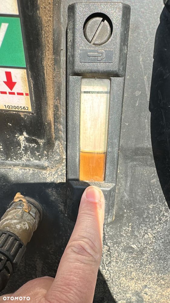 Finlay 883+TRZY WAŁOWA SKRZYNIA PRZESIEWAJĄCA ( POWERSCREEN WARRIOR 2100X ,  CAT ) - 40