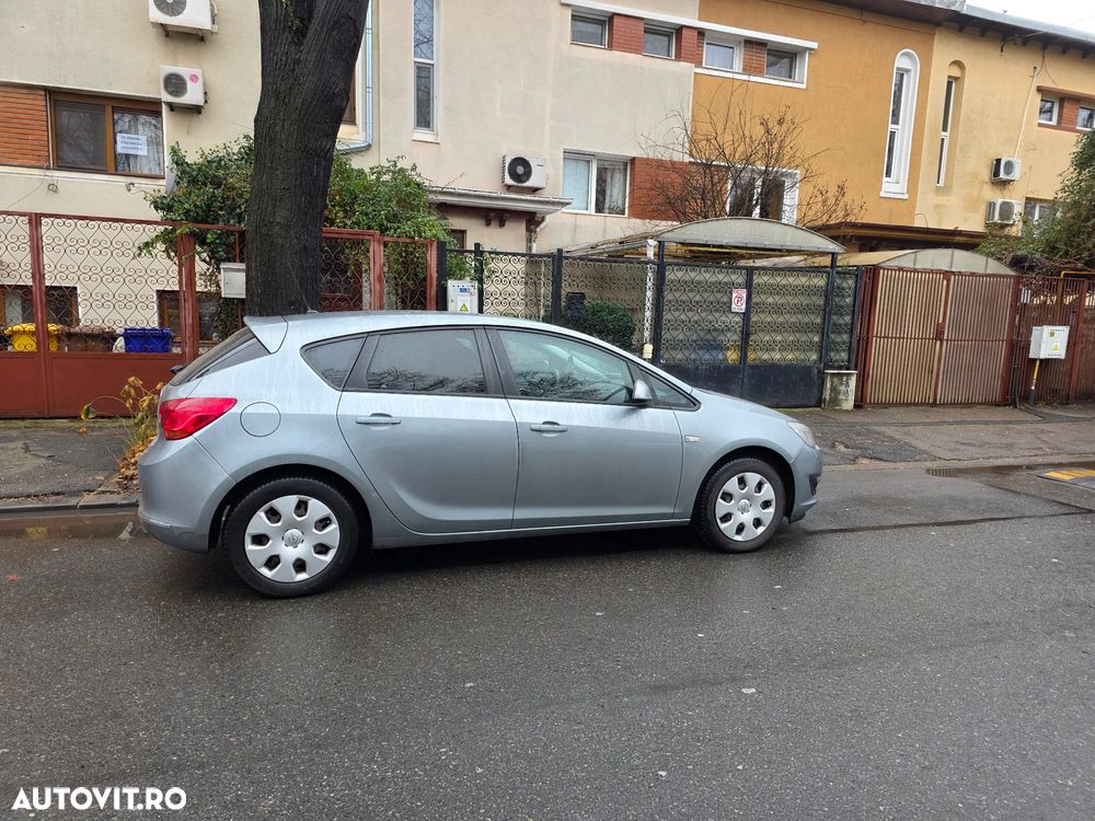 Opel Astra 1.6 TWINPORT ECOTEC Active - 4