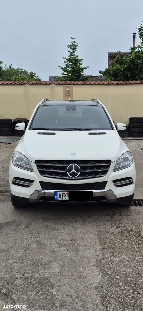 Mercedes-Benz ML - 14
