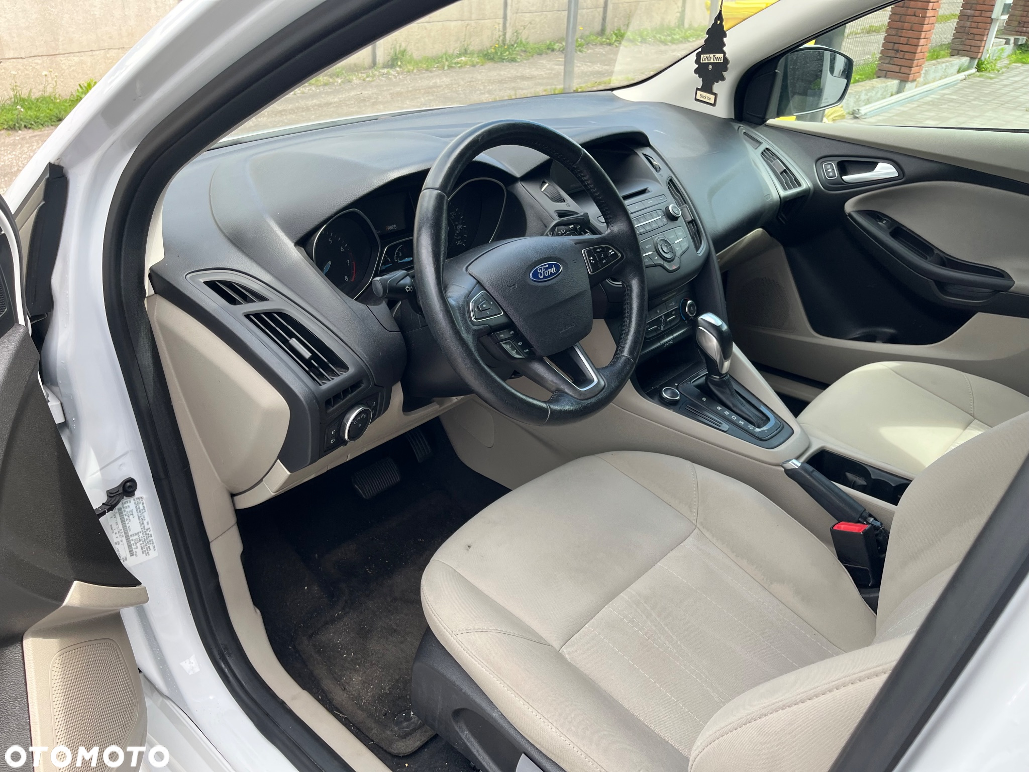 Ford Focus - 23