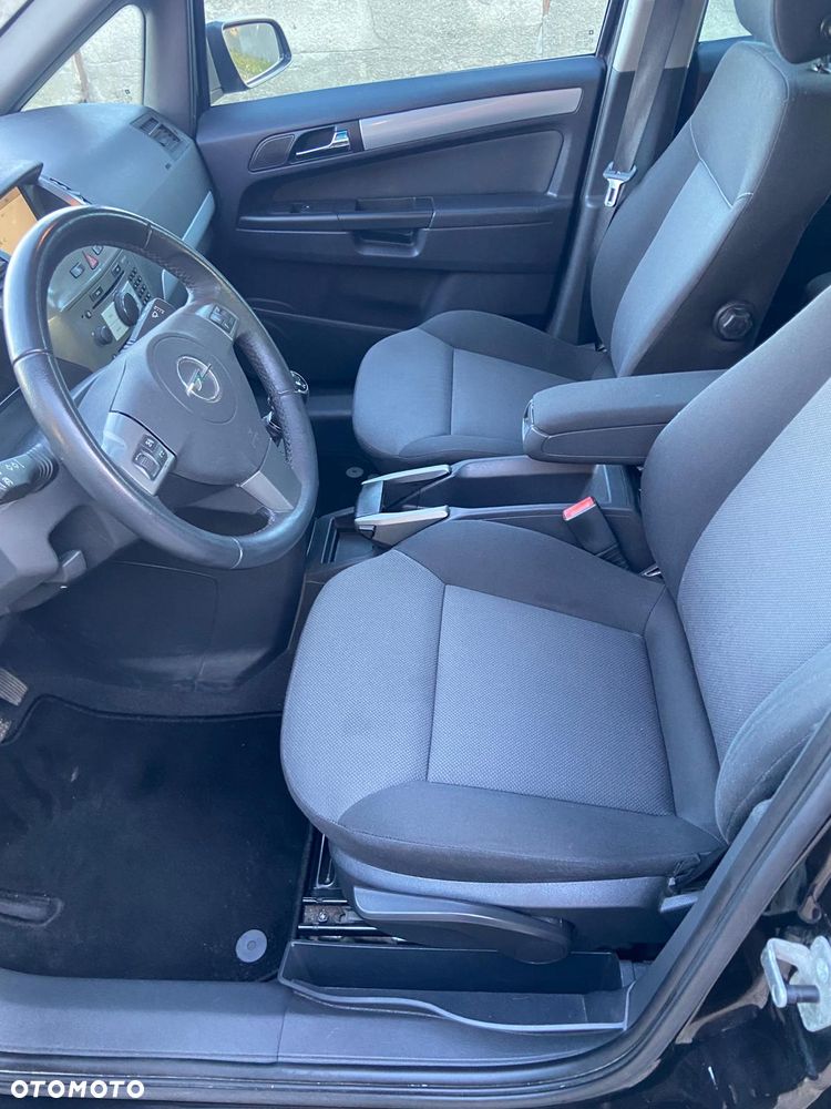 Opel Zafira - 7