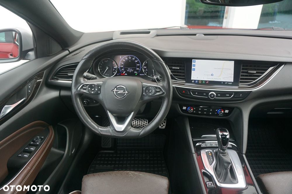 Opel Insignia 2.0 T 4x4 GSi + S&S - 24