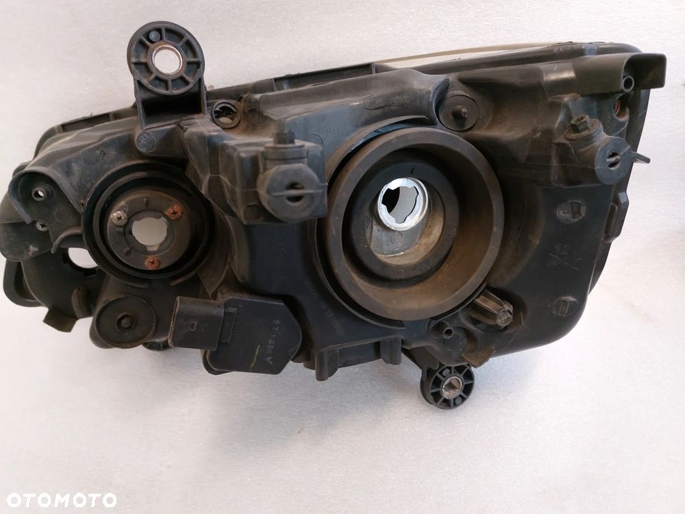 Reflektor lampa Chrysler Voyager prawy przód - 7