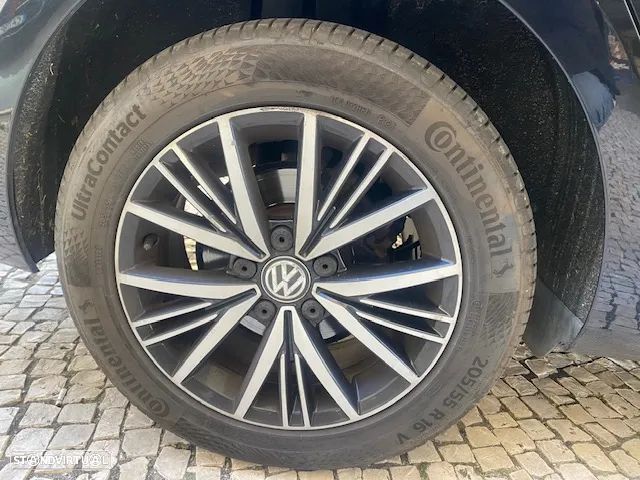 VW Golf Variant 1.6 TDi GPS Edition DSG - 23