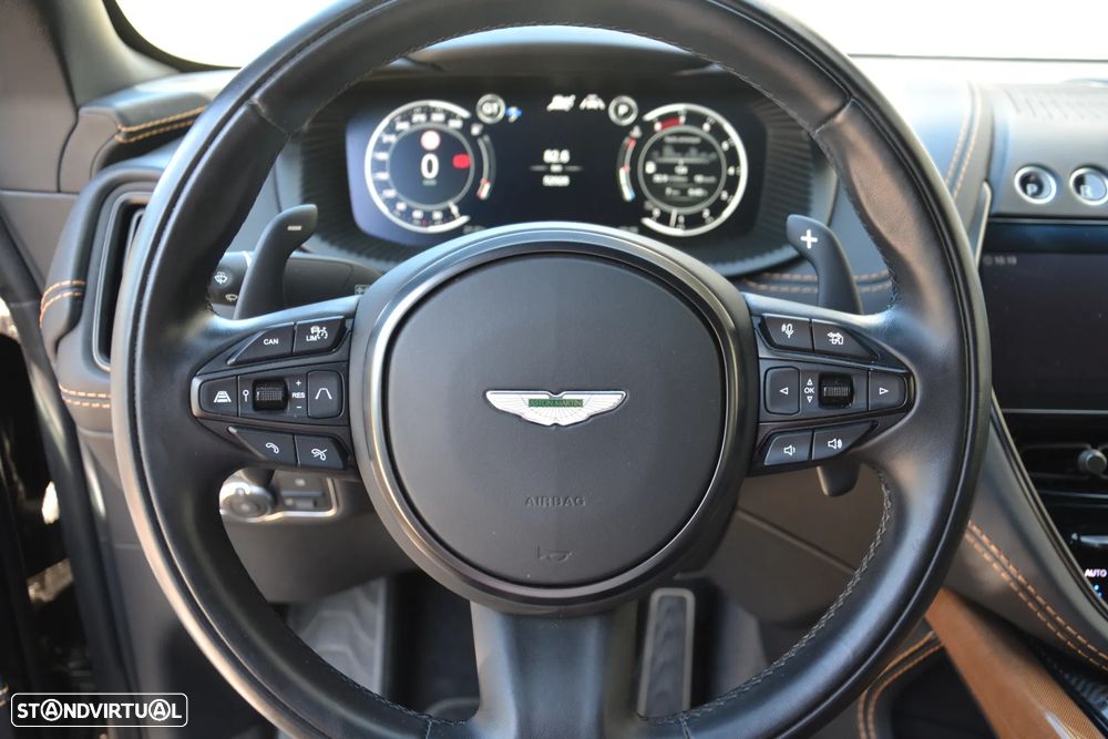 Aston Martin DBX 707 - 38
