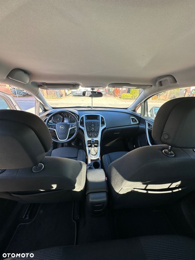 Opel Astra IV 1.4 T Sport EU6 - 14