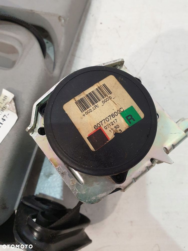 PAS BEZPIECZEŃSTWA NAPINACZ PRAWY PRZÓD OPEL CORSA D 3D 1.4b 08r - 5