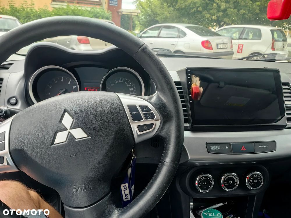 Mitsubishi Lancer - 5
