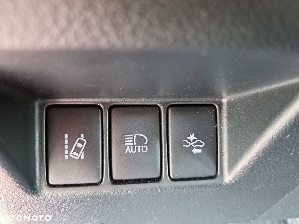 Toyota Yaris - 28