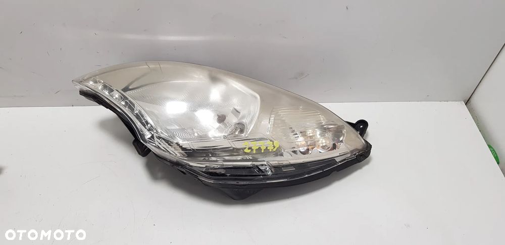 Peugeot Satelis II 2 Lewy Reflektor Lampa Przód - 1