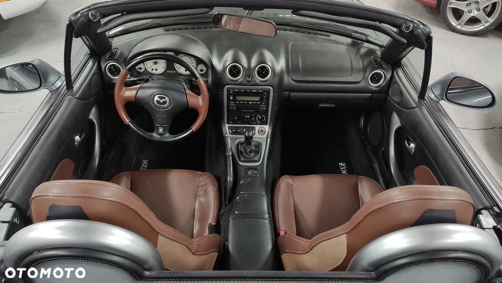 Mazda MX-5 1.6i 16V - 10