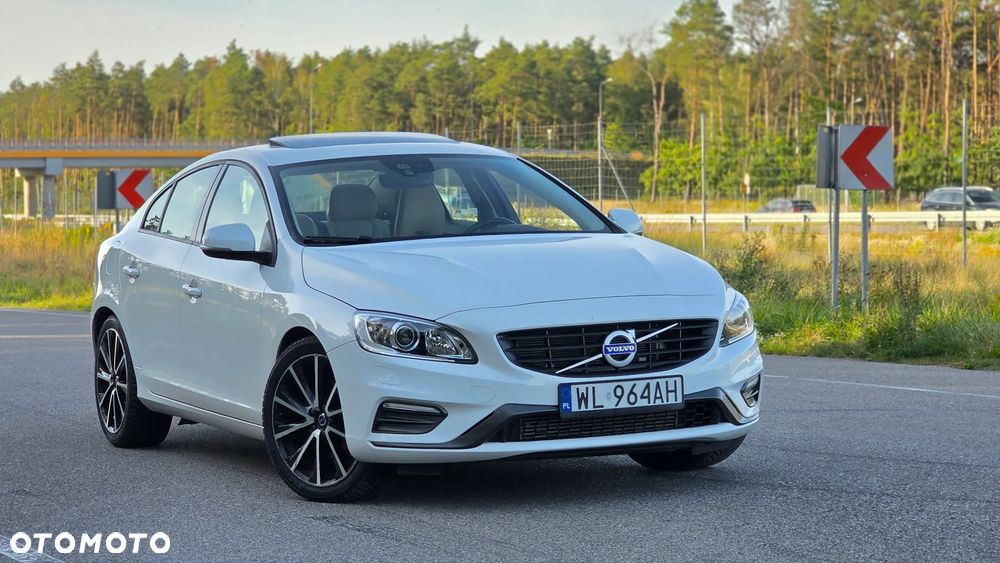 Volvo S60 T5 Drive-E Dynamic Edition (Momentum) - 5
