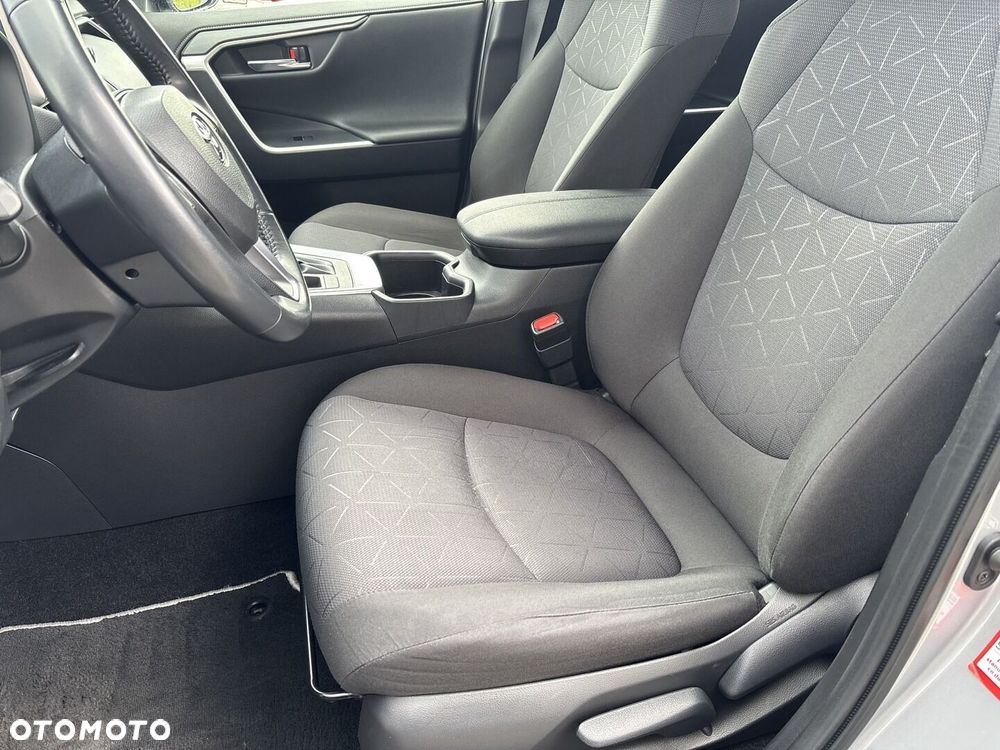 Toyota RAV4 - 12