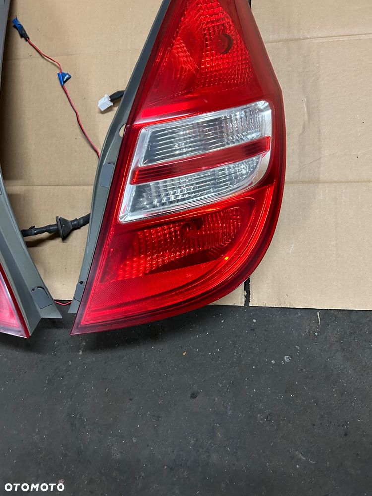 Hyundai i30 I lift lampa lewy tył prawy tył hatchback 10-12 rok - 4