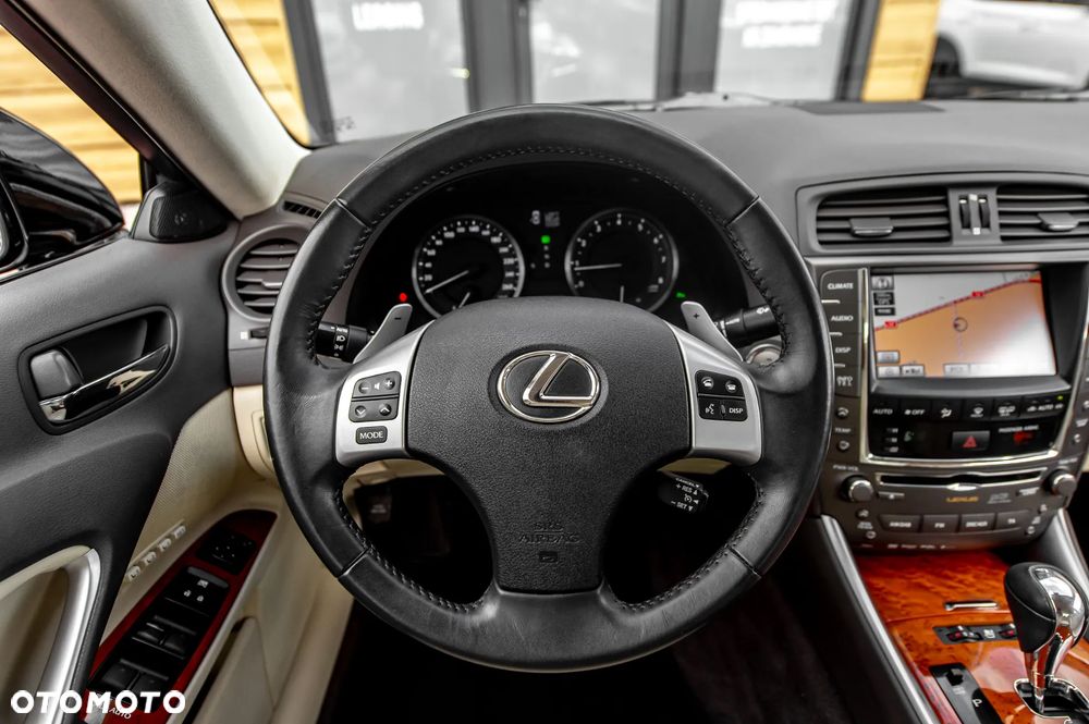 Lexus IS 250 Executive Line - 24