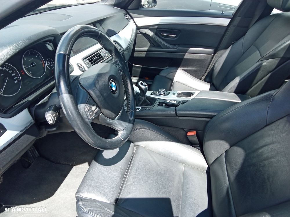 BMW 520 d Line Luxury - 16