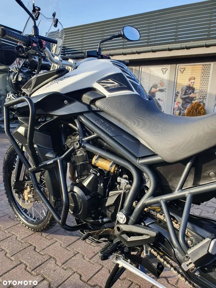 Triumph Tiger - 8