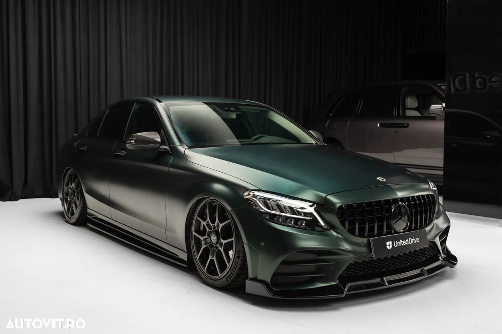 Mercedes-Benz C 200 9G-TRONIC - 11