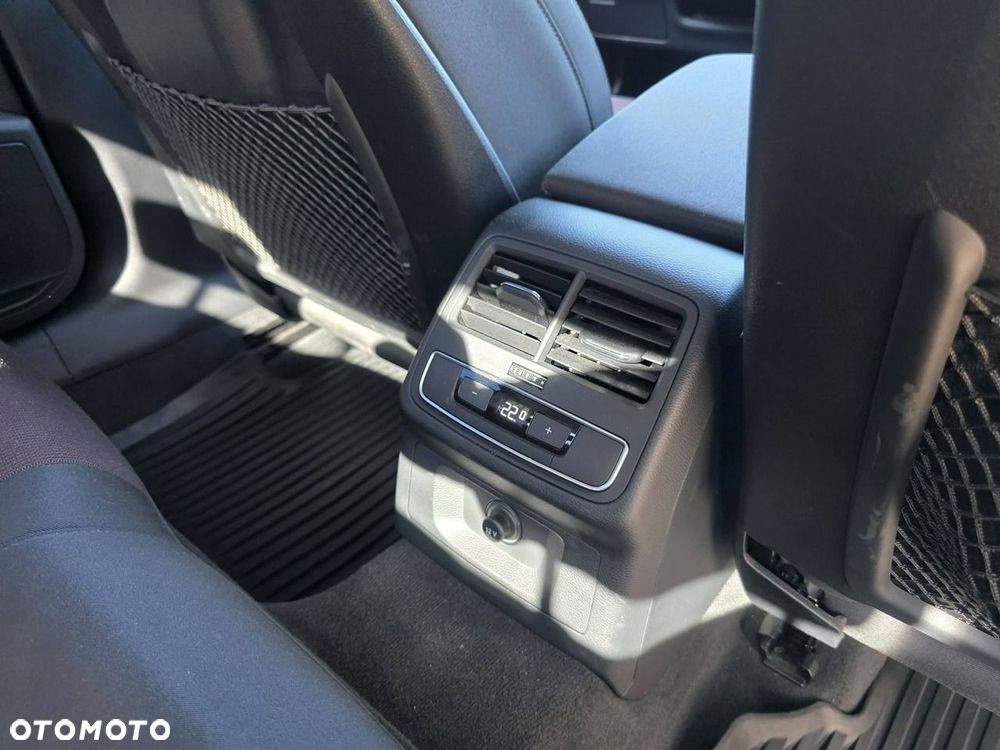 Audi A4 Limousine 40 TFSI S tronic S line - 37